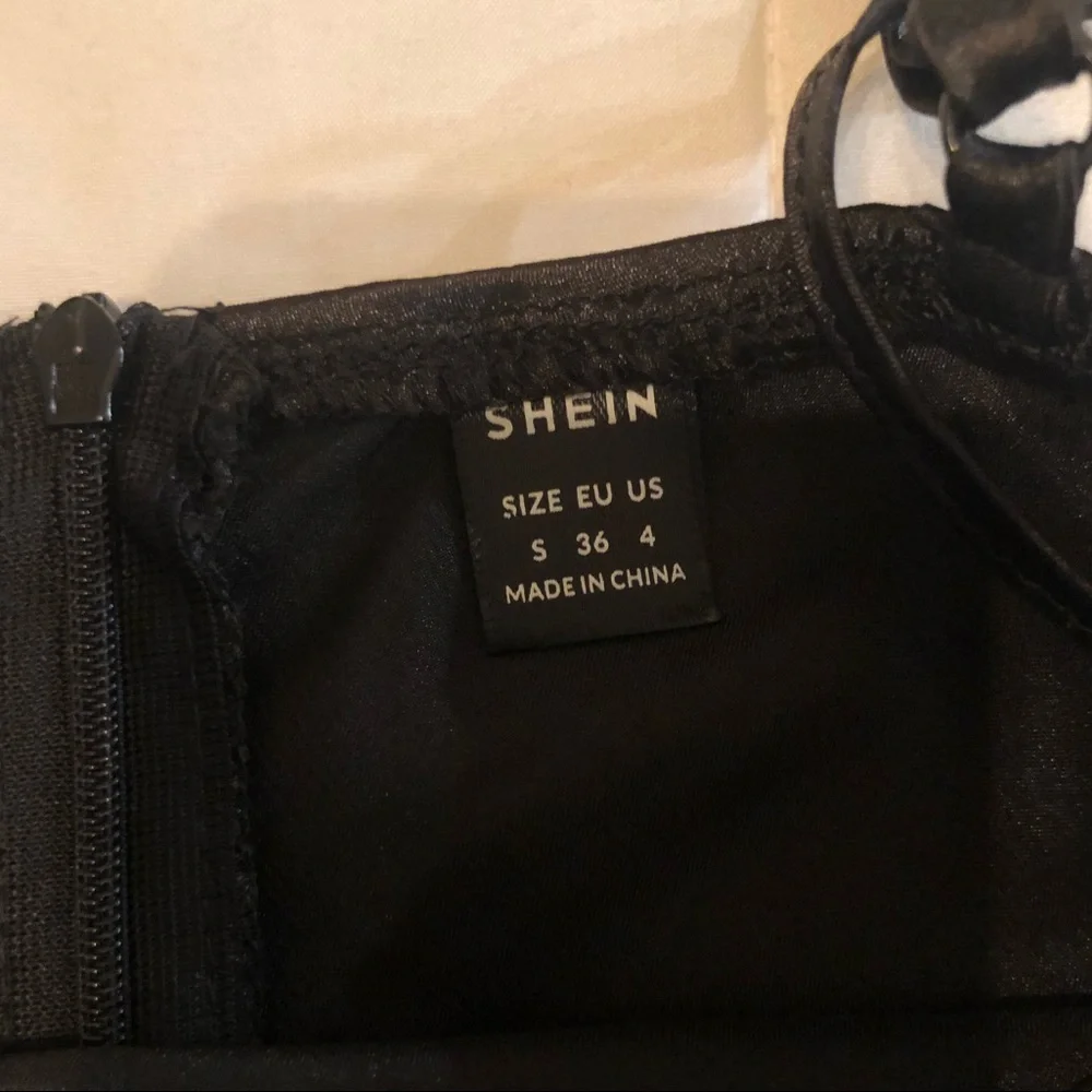 SHEIN | Dress | Small US 4 🖤 - Picture 3 of 5